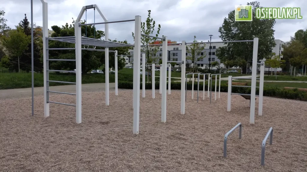 Gądów - Bulwar Ikara Street Workout Park - siłownia